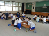 ６